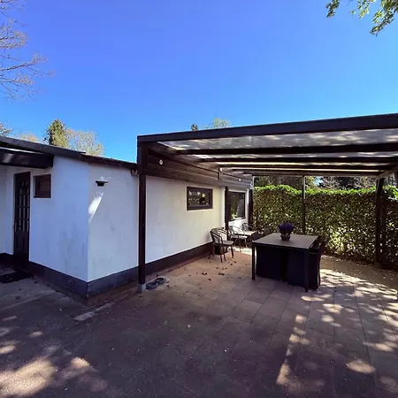 Modern Dog Friendly Veluwe With Fenced Garden & Air Conditioning - Forest And Sauna Nearby シャレー *